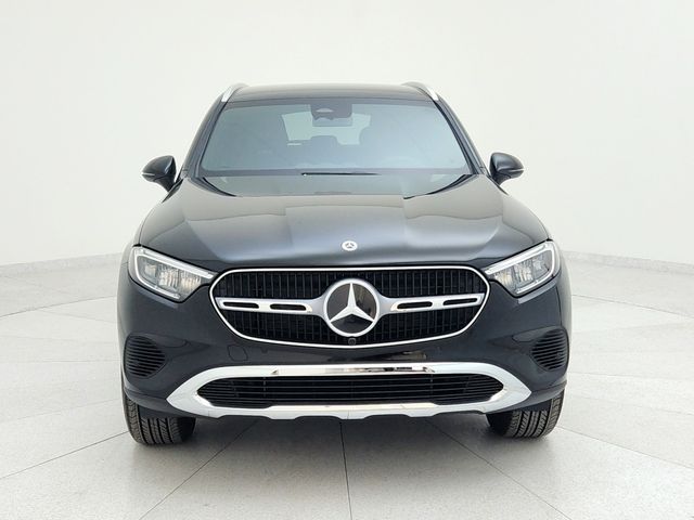 2025 Mercedes-Benz GLC 300