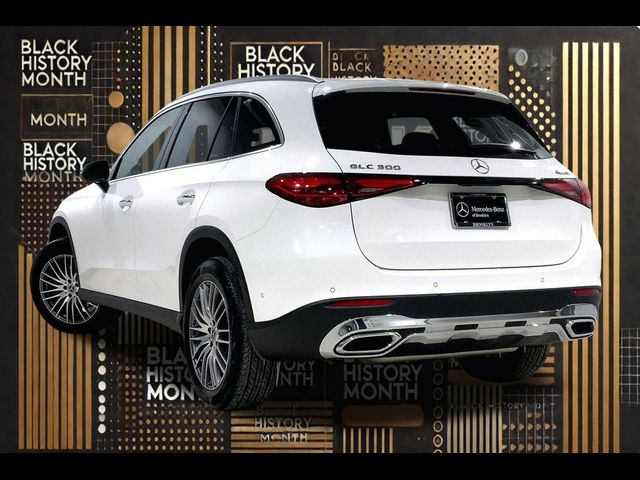 2025 Mercedes-Benz GLC 300