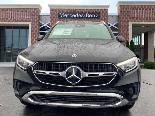 2025 Mercedes-Benz GLC 300