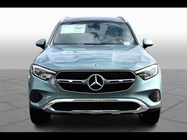 2025 Mercedes-Benz GLC 300