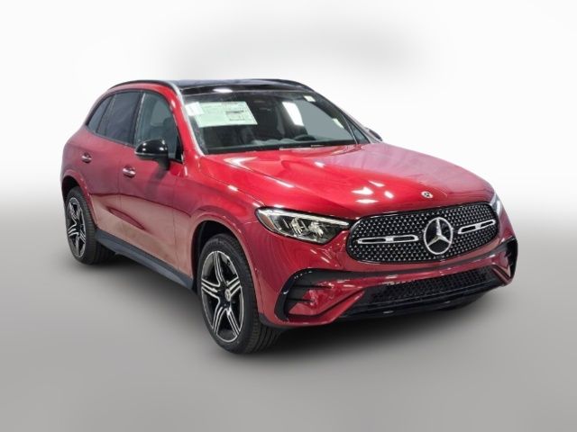 2025 Mercedes-Benz GLC 300