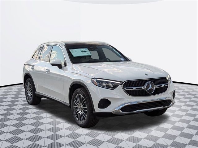 2025 Mercedes-Benz GLC 300