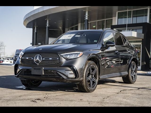 2025 Mercedes-Benz GLC 300