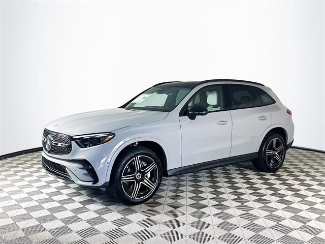 2025 Mercedes-Benz GLC 300