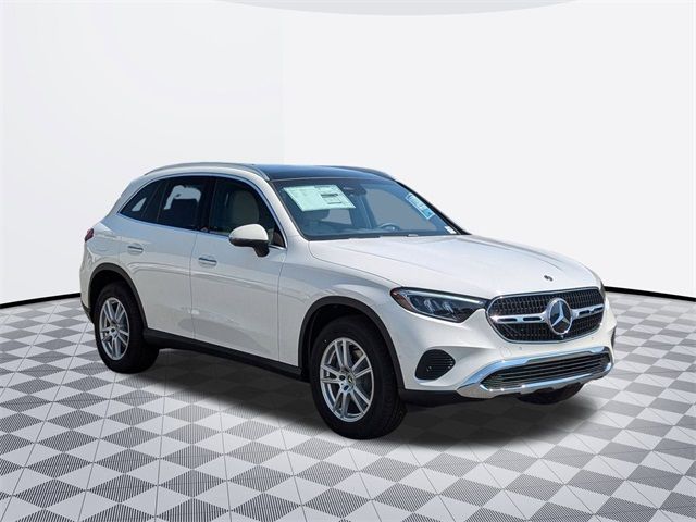 2025 Mercedes-Benz GLC 300