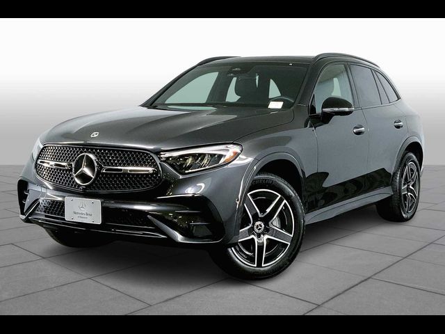 2025 Mercedes-Benz GLC 300