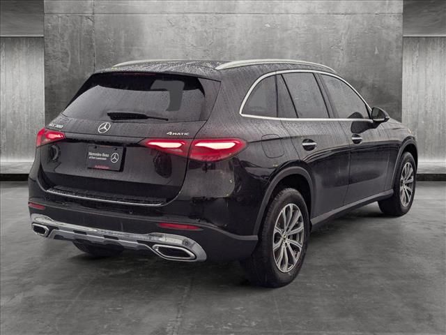 2025 Mercedes-Benz GLC 300