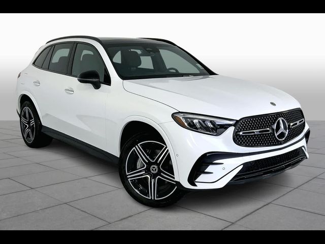 2025 Mercedes-Benz GLC 300