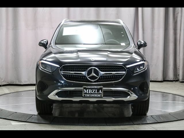 2025 Mercedes-Benz GLC 300