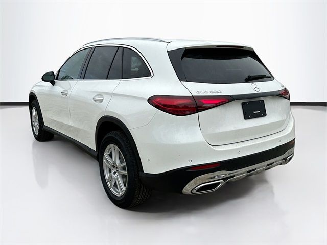 2025 Mercedes-Benz GLC 300