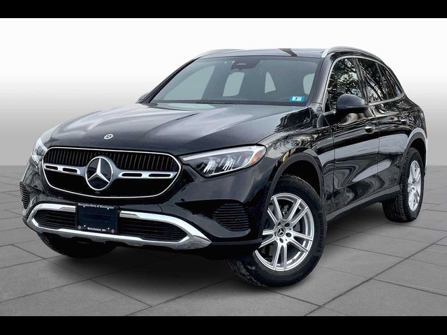 2025 Mercedes-Benz GLC 300