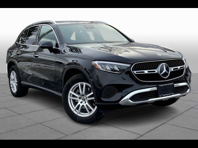 2025 Mercedes-Benz GLC 300