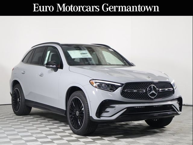 2025 Mercedes-Benz GLC 300