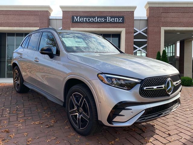 2025 Mercedes-Benz GLC 300