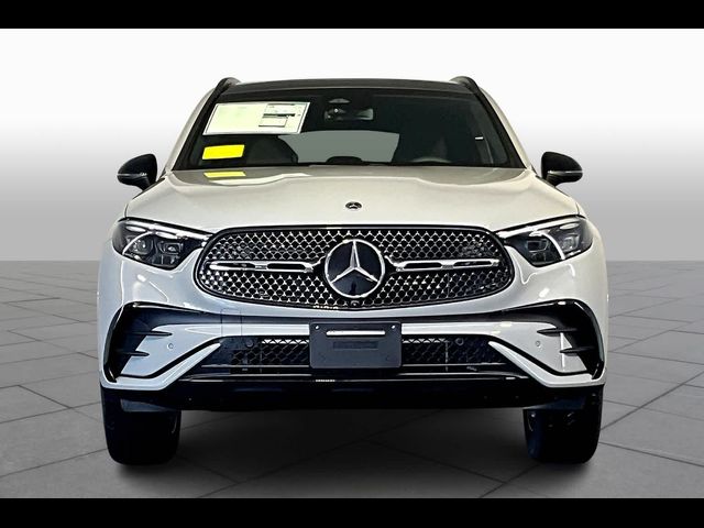 2025 Mercedes-Benz GLC 300