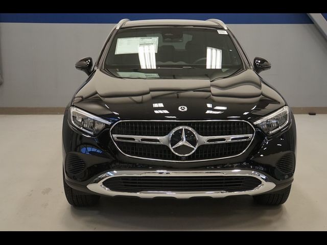 2025 Mercedes-Benz GLC 300