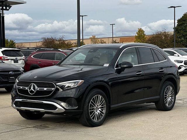 2025 Mercedes-Benz GLC 300