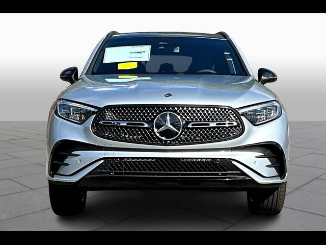 2025 Mercedes-Benz GLC 300