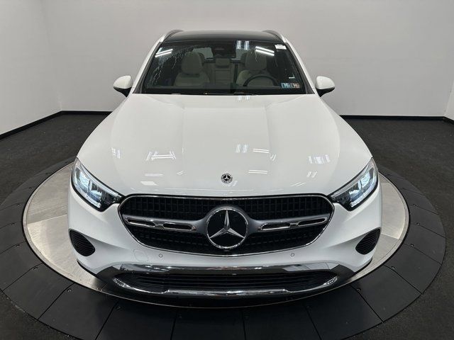 2025 Mercedes-Benz GLC 300