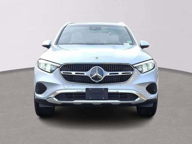 2025 Mercedes-Benz GLC 300