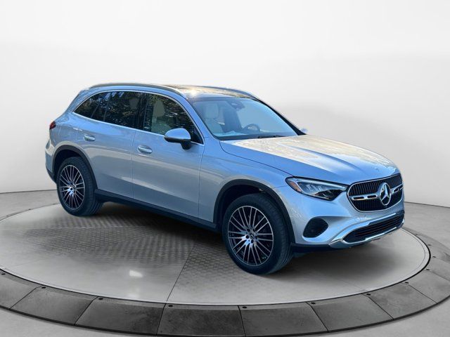 2025 Mercedes-Benz GLC 300