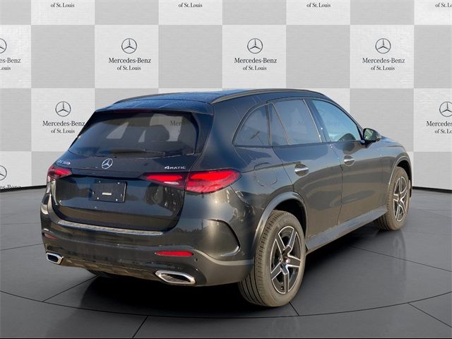 2025 Mercedes-Benz GLC 300