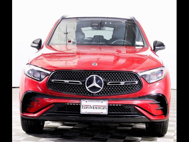 2025 Mercedes-Benz GLC 300