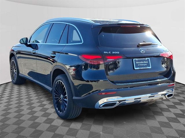 2025 Mercedes-Benz GLC 300