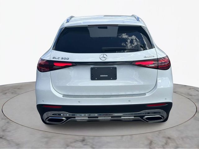 2025 Mercedes-Benz GLC 300