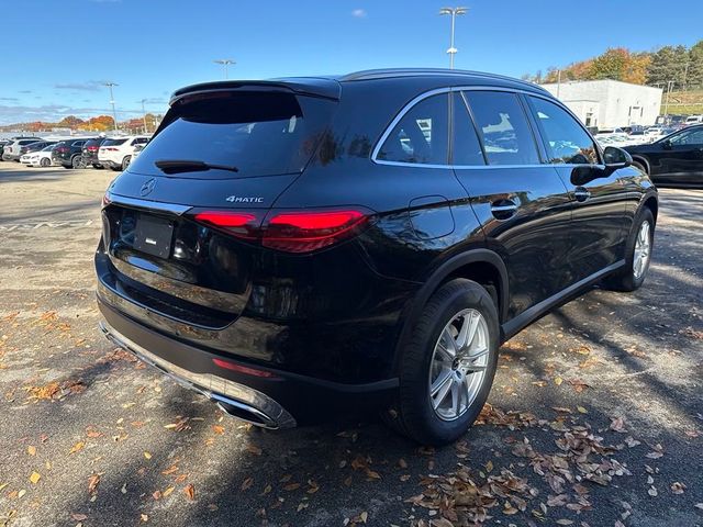 2025 Mercedes-Benz GLC 300