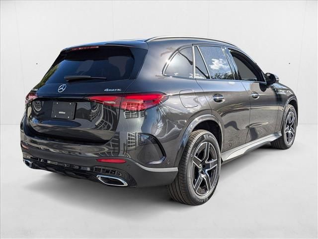 2025 Mercedes-Benz GLC 300
