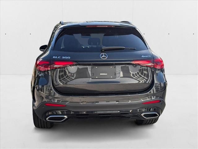 2025 Mercedes-Benz GLC 300