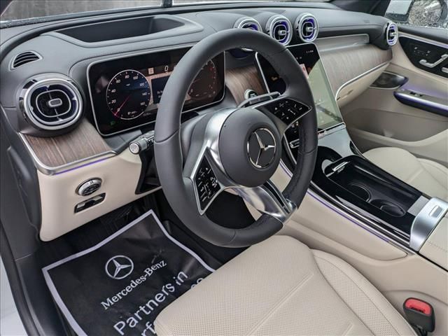 2025 Mercedes-Benz GLC 300