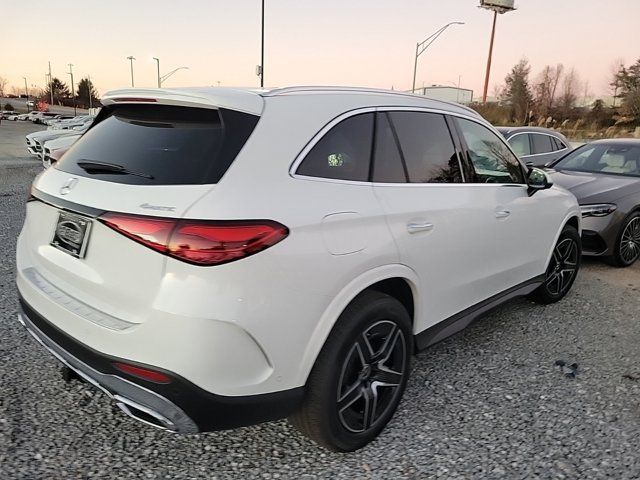 2025 Mercedes-Benz GLC 300