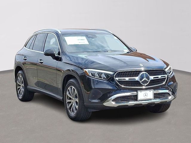 2025 Mercedes-Benz GLC 300