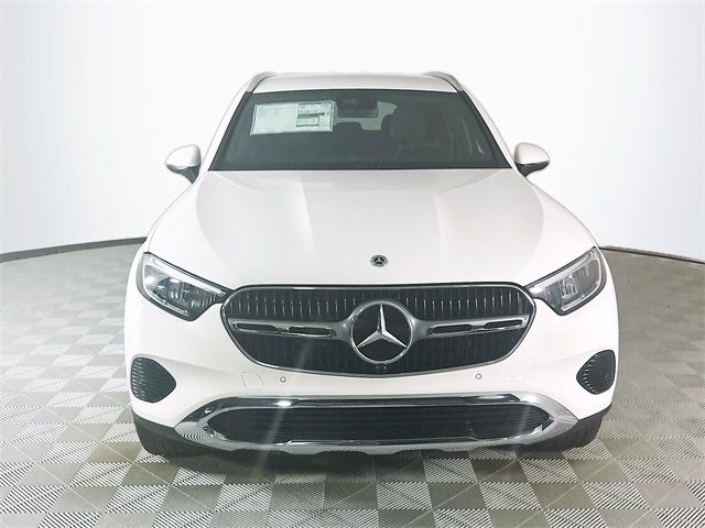 2025 Mercedes-Benz GLC 300