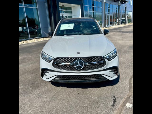 2025 Mercedes-Benz GLC 300
