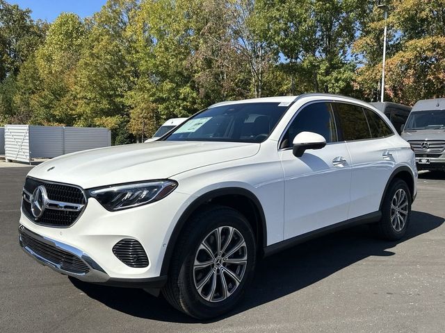 2025 Mercedes-Benz GLC 300