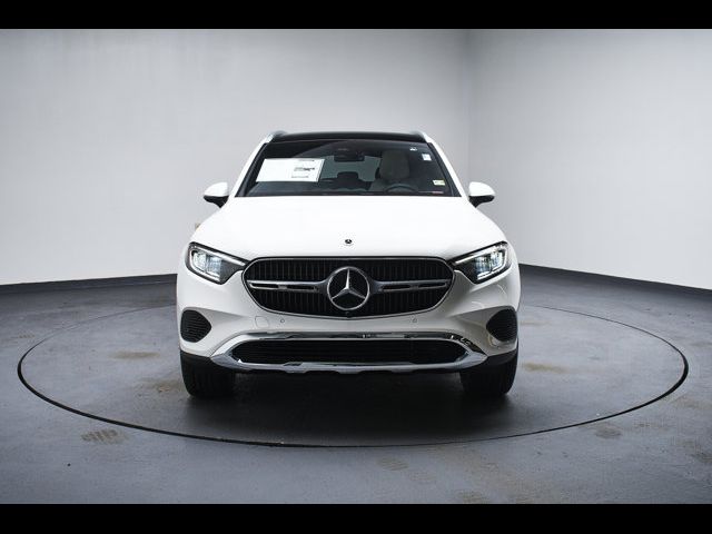 2025 Mercedes-Benz GLC 300