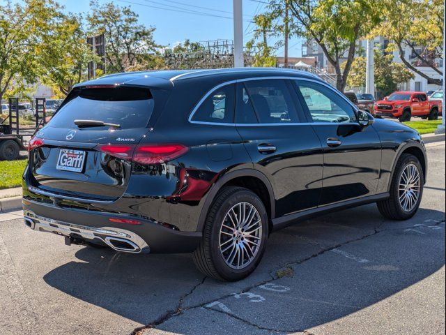 2025 Mercedes-Benz GLC 300