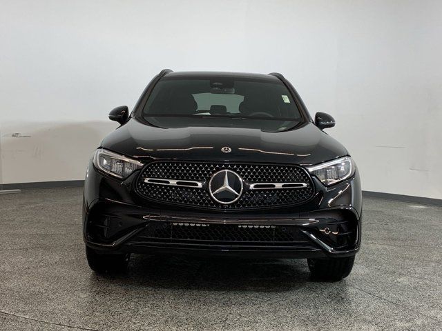 2025 Mercedes-Benz GLC 300