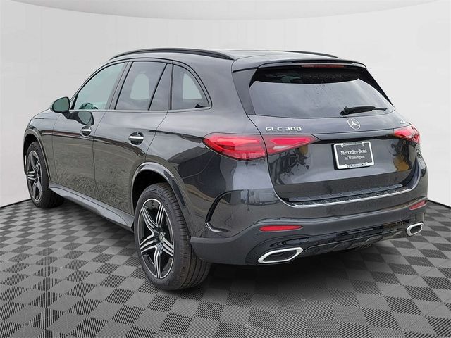 2025 Mercedes-Benz GLC 300