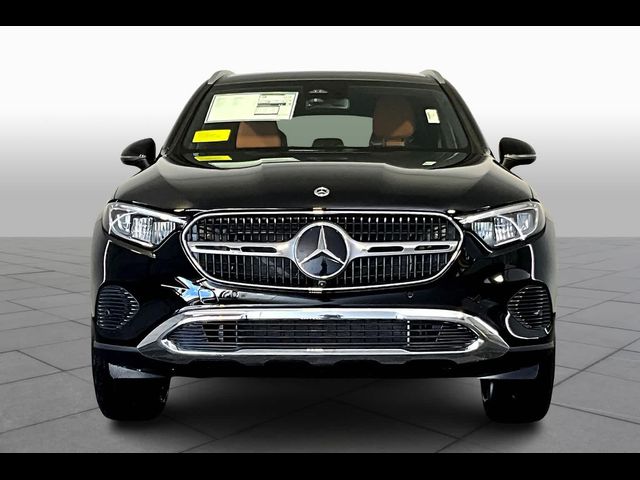 2025 Mercedes-Benz GLC 300