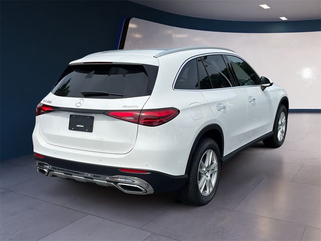 2025 Mercedes-Benz GLC 300