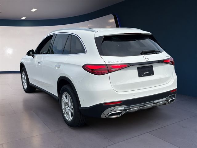 2025 Mercedes-Benz GLC 300