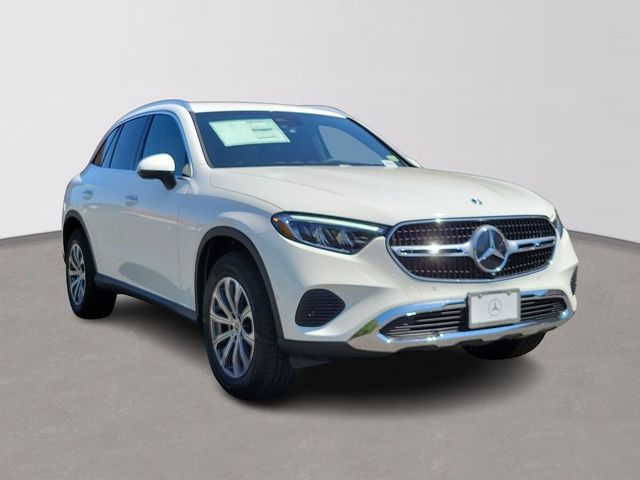 2025 Mercedes-Benz GLC 300