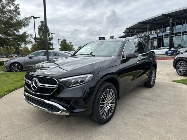 2025 Mercedes-Benz GLC 300