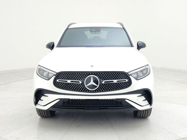 2025 Mercedes-Benz GLC 300