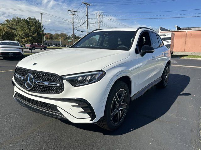 2025 Mercedes-Benz GLC 300