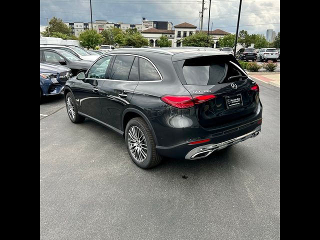 2025 Mercedes-Benz GLC 300